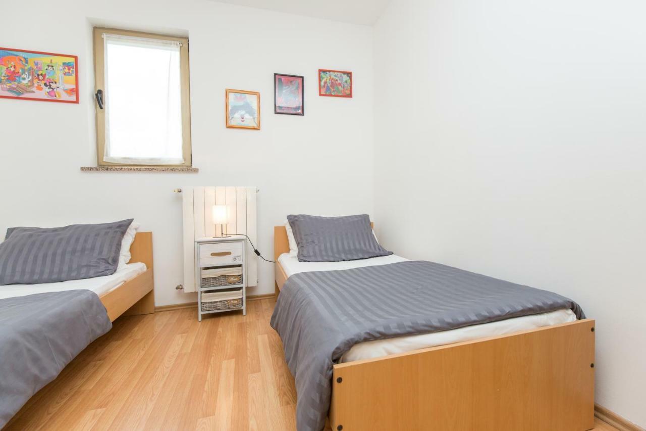 Apartments Cekada Labin  Ngoại thất bức ảnh