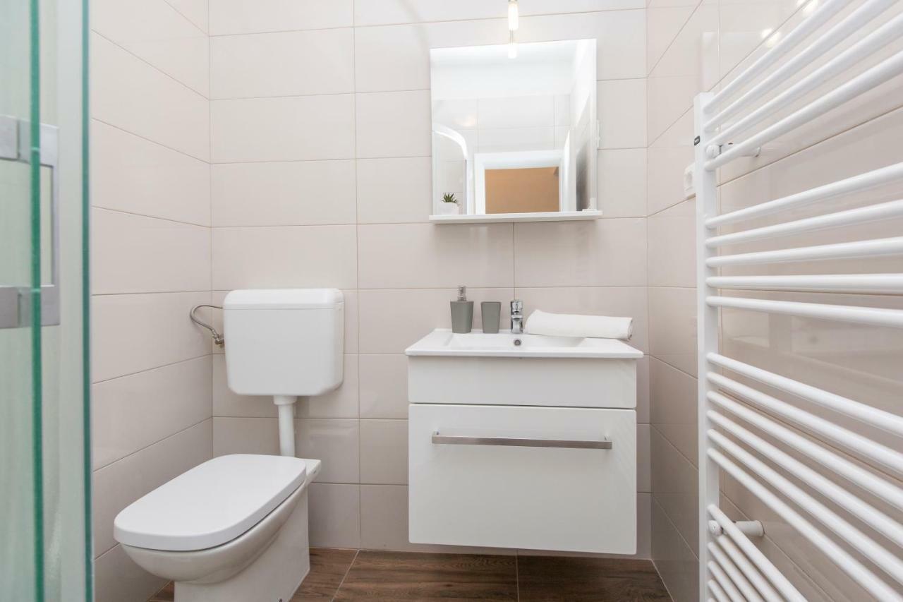 Apartments Cekada Labin  Ngoại thất bức ảnh